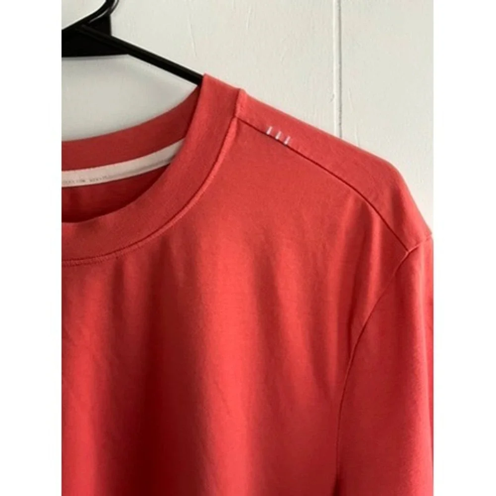 Lululemon Fundamental T-Shirt Mens Medium Red Orange Short Sleeve Pima Tee